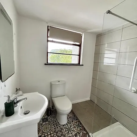 بيت شباب The Nest Strandhill *