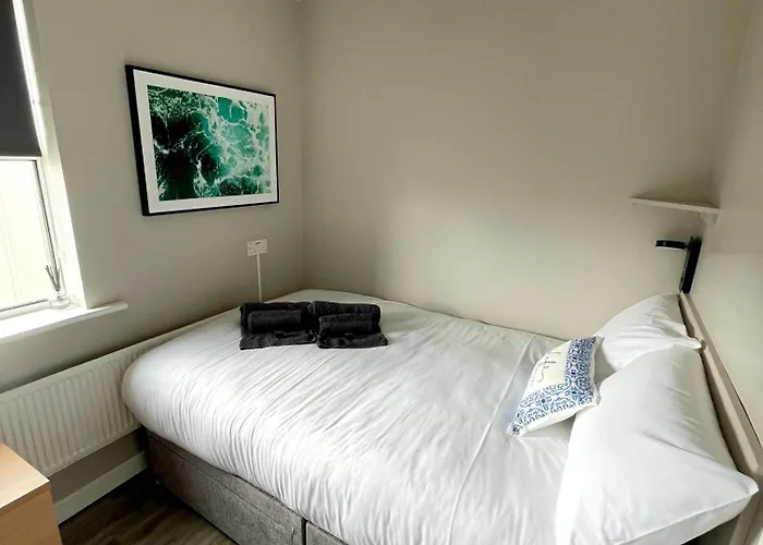 The Nest Strandhill אכסניה *