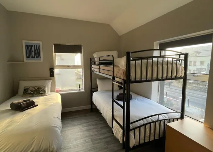 The Nest Strandhill Hostel